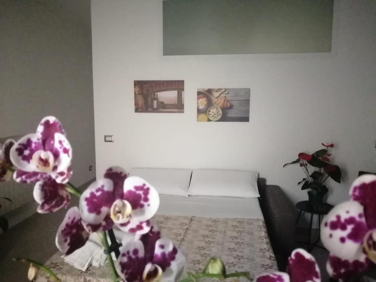 Momenti E Monumenti Villa Palermo Bagian luar foto